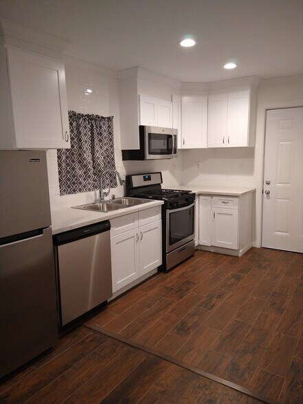Building Photo - 473 Fort Lewis Dr