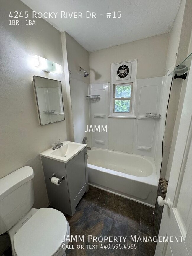 Building Photo - 4245 Rocky River Dr