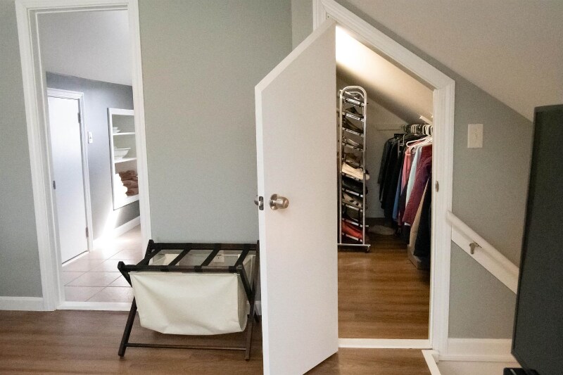 Building Photo - 10 Wallace Aveune