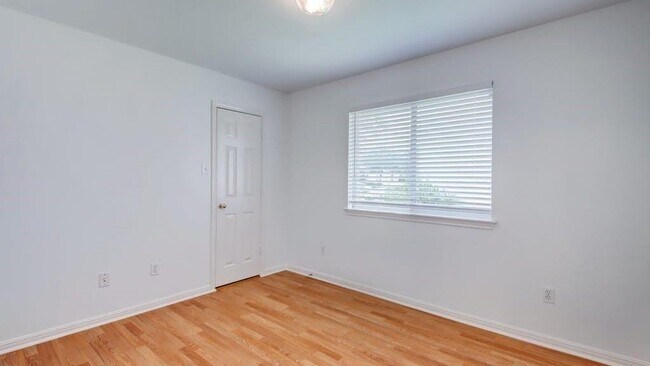 Building Photo - 11717 Dunfries Ln