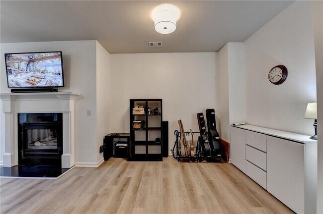 Building Photo - 1177 Ridenour Blvd