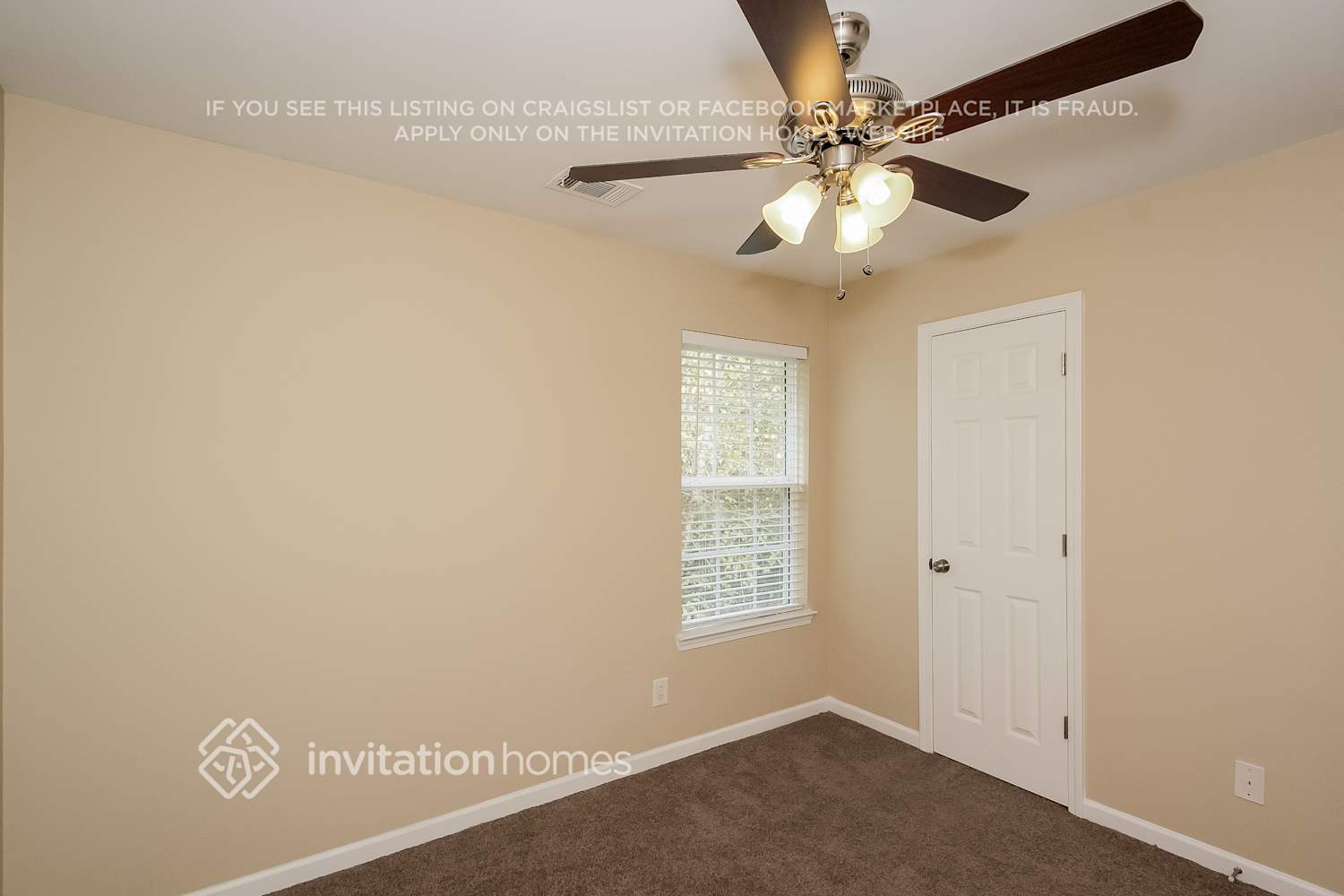 Building Photo - 920 Lakeside Ct