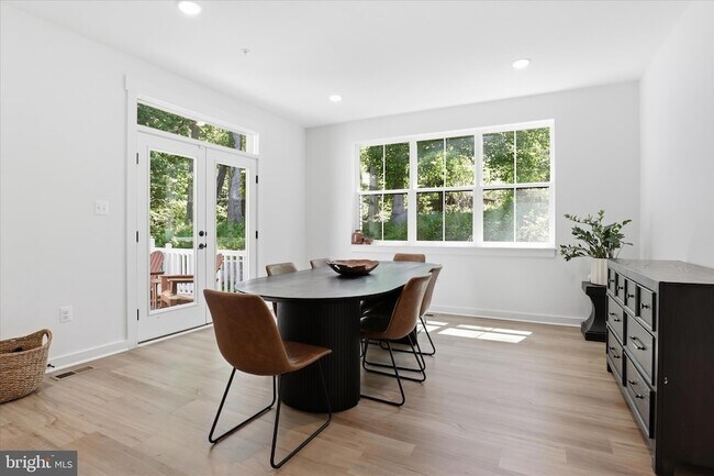 Building Photo - 15717 Tierra Dr