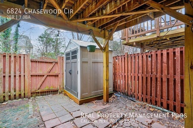 Building Photo - 6824 Chasewood Cir