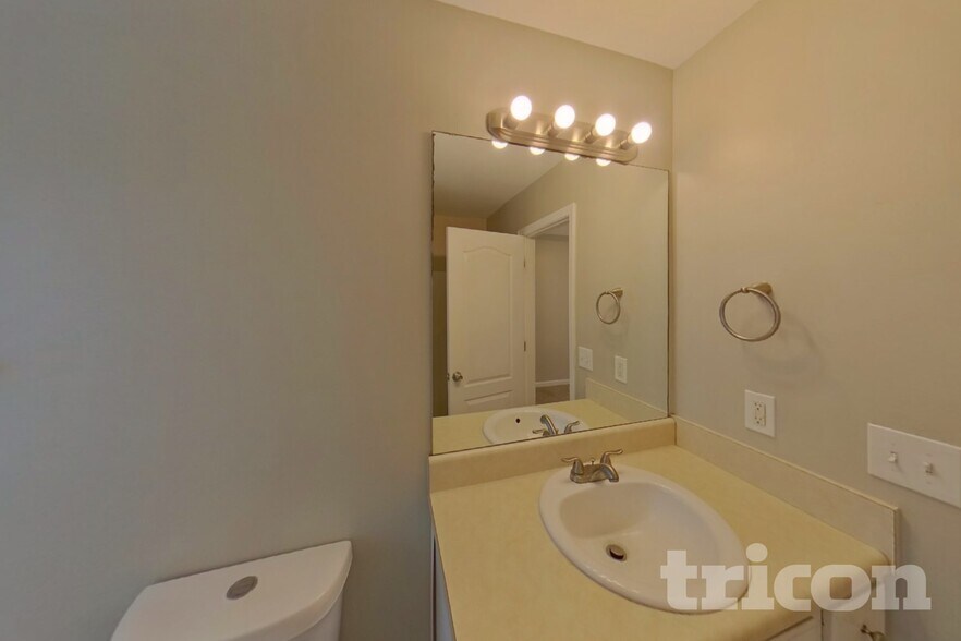 Building Photo - 157 Millwheel Dr