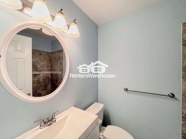 Building Photo - 712 Houdon Ln