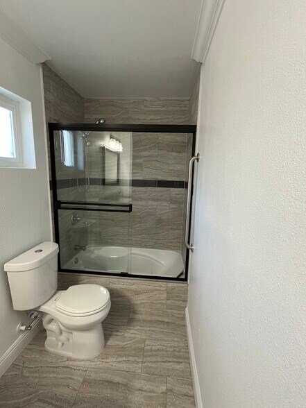 Building Photo - 3760 E Calle San Antonio