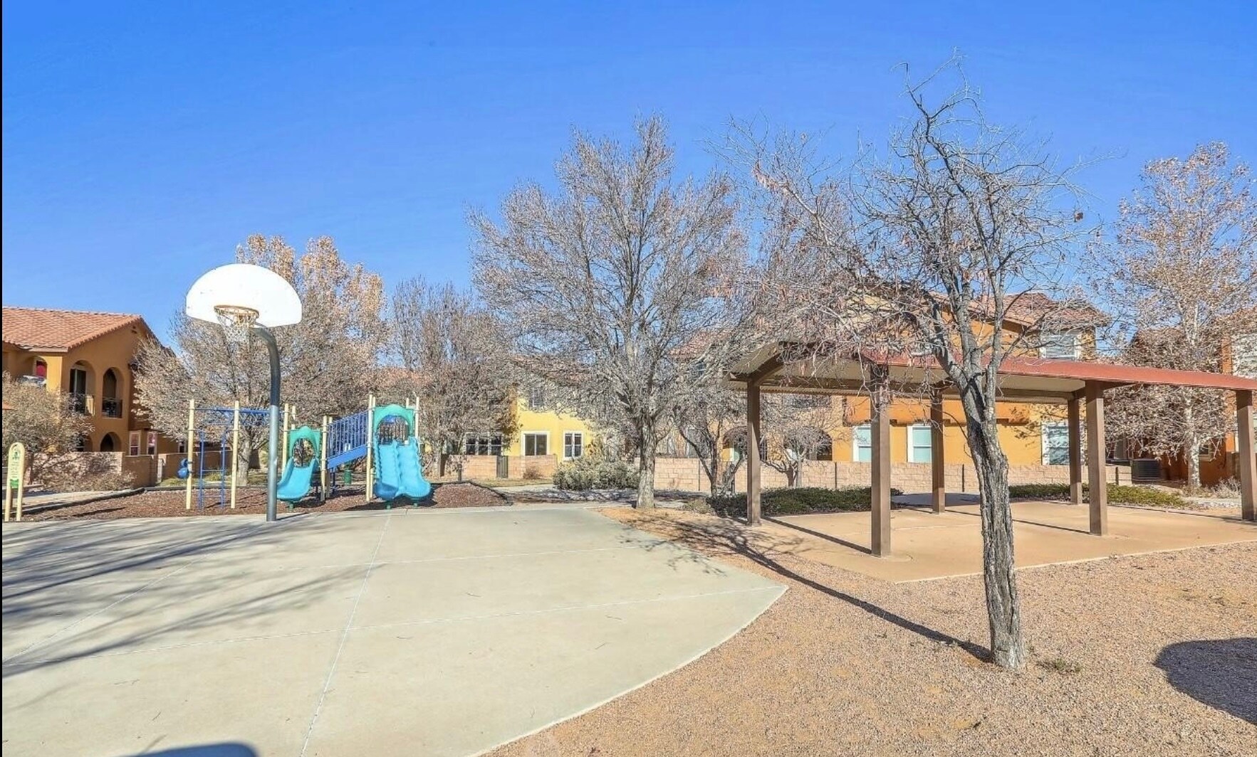 Building Photo - 601 Menaul Blvd NE