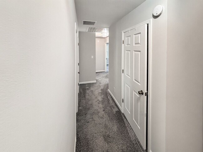 Building Photo - Beautifully Updated 4-Bedroom Home in Top-Rated Walton High District