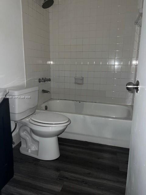 Building Photo - 10000 NW 80th Ct