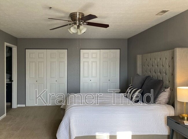 Building Photo - 1384 Heatherwood Ln