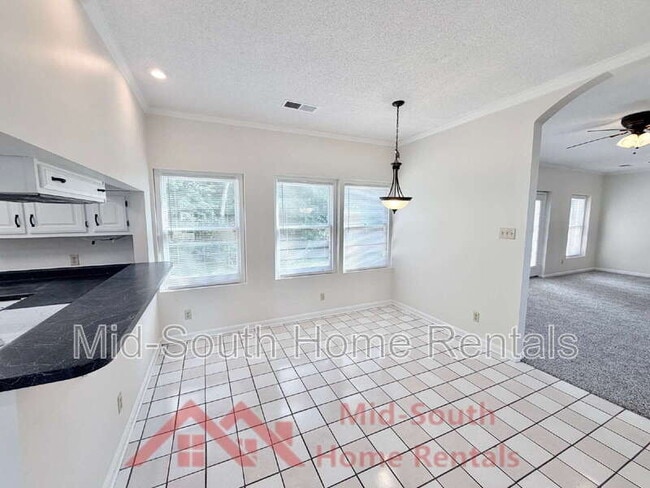 Building Photo - 8971 Meaghan Dr