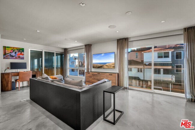 Building Photo - 1 Driftwood St