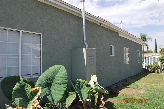 Building Photo - 1034 N McKeever Ave