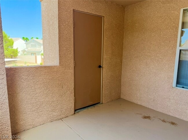 Building Photo - 1150 N Buffalo Dr