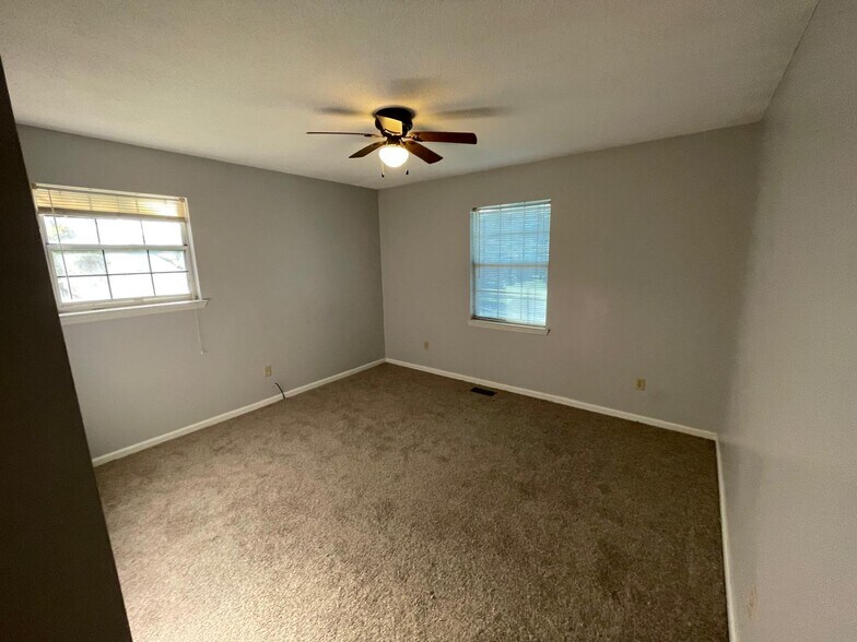 Bedroom #2 - 1936 Ashmore Ave