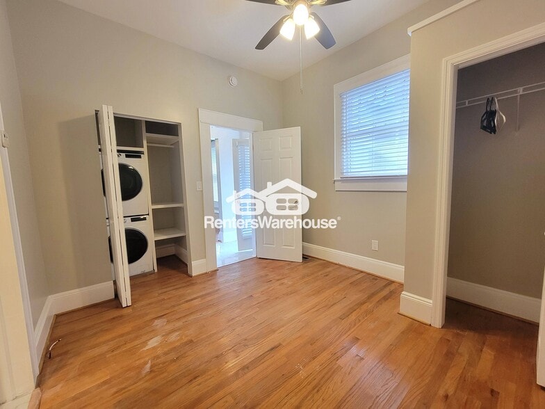 Building Photo - 776 St Charles Ave NE