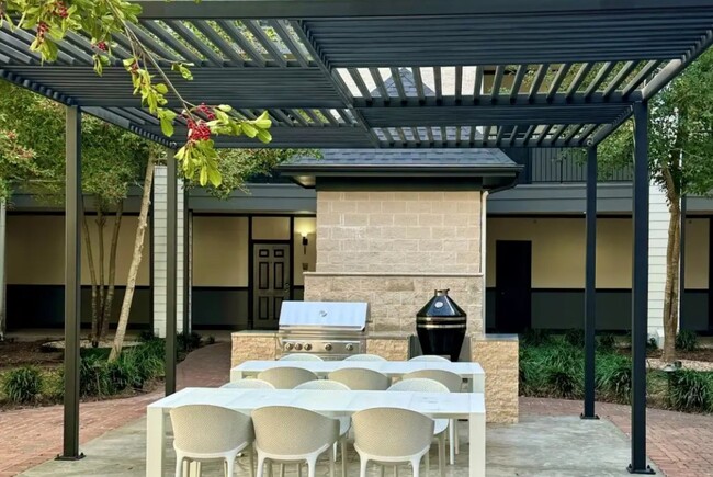 Building Photo - 2345 Sage Rd