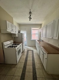 Building Photo - 3890 Juniata St