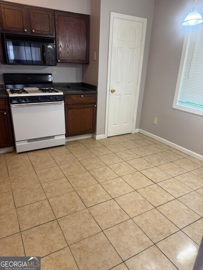Building Photo - 3904 Conley Downs Ln
