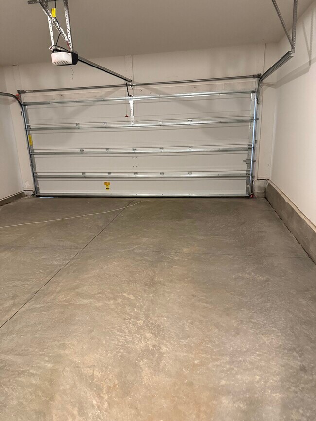 Building Photo - 4230 Steel Wy