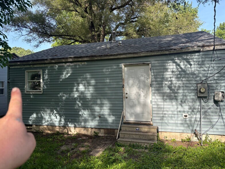 Building Photo - 2109 S Martin Luther King Jr Dr