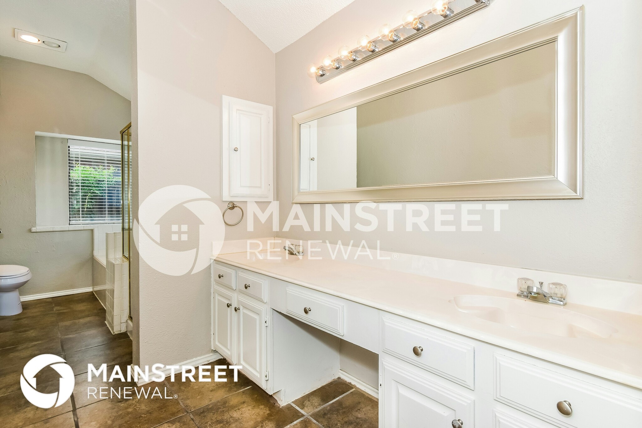 Building Photo - 6820 Moccasin Dr