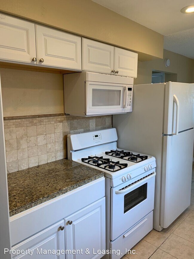 Building Photo - 2 br, 1 bath House - 1607 Calle Bienvenido