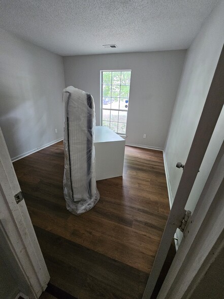 Bedroom 2 - 10430 Brawley Ln