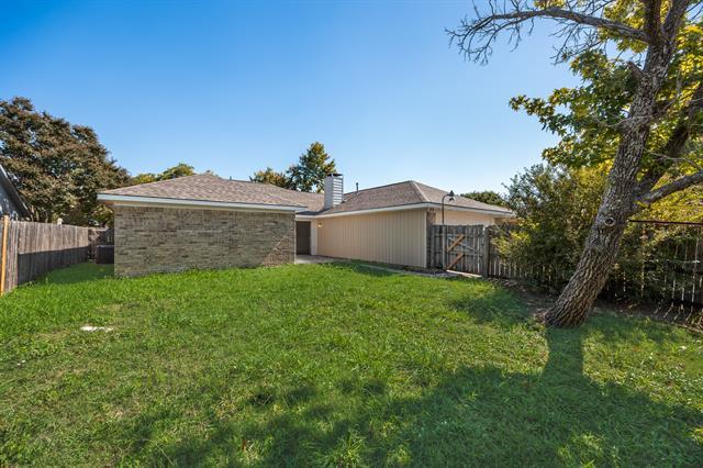 Building Photo - 6305 Acapulco Dr