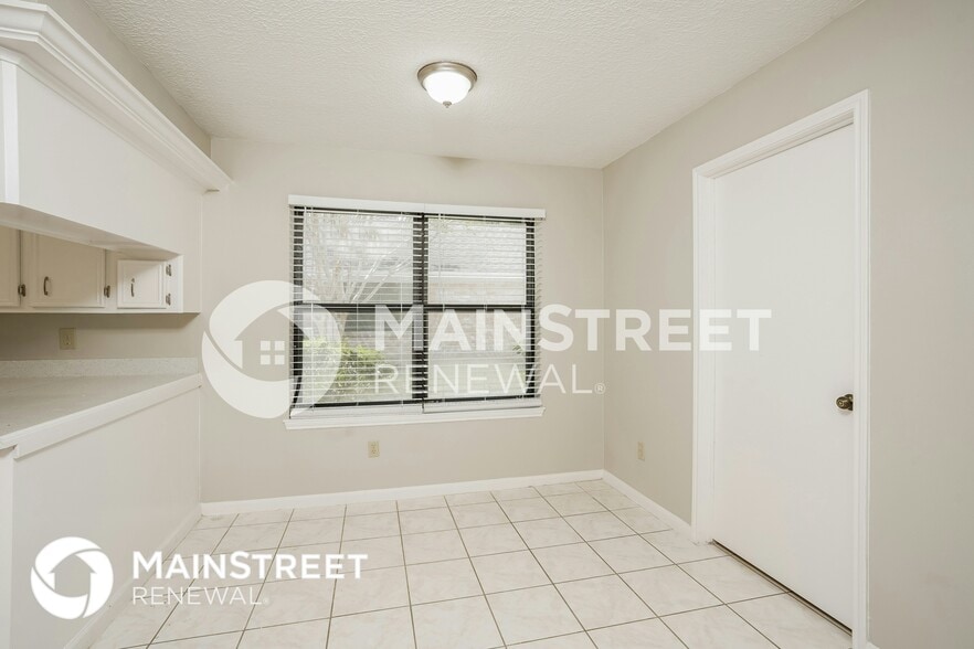 Building Photo - 12502 Olympia Dr