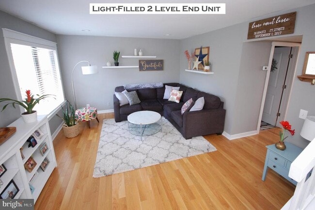 Building Photo - 2524 Glengyle Dr