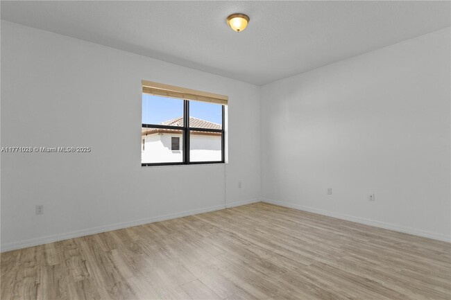 Building Photo - 3762 SW 93rd Ln