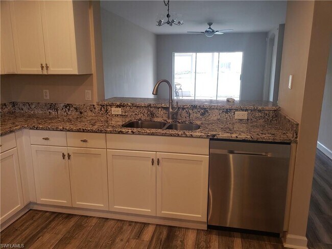 Building Photo - 3013 Driftwood Way