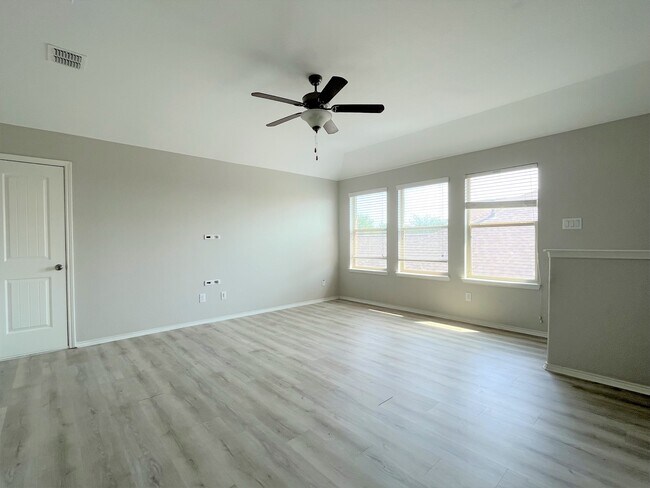 Building Photo - 2861 Houston Wood Dr