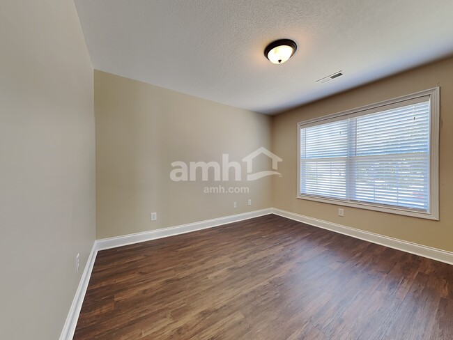 Building Photo - 10225 Boston Ln