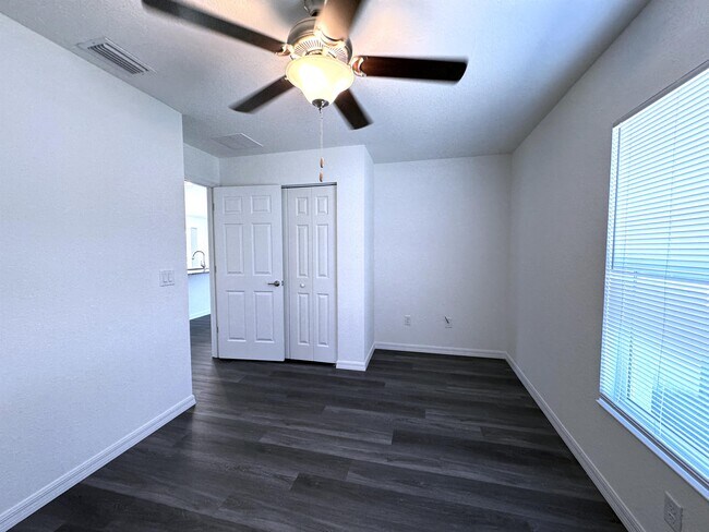 Building Photo - 9 Malauka Loop