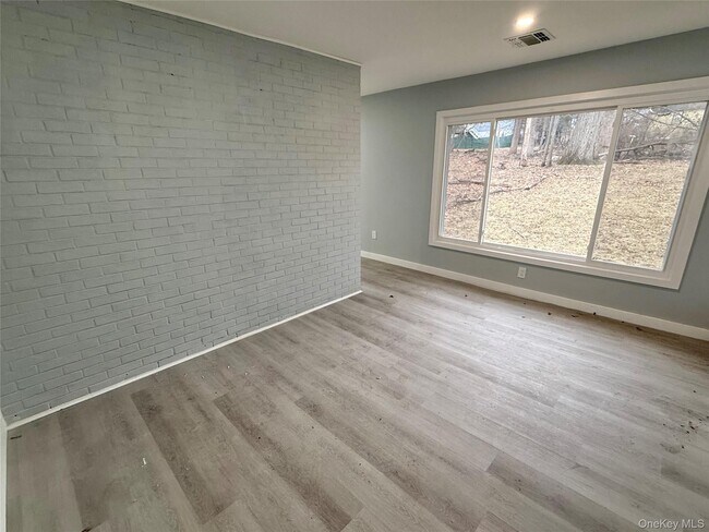 Building Photo - 51 Wileman Ave