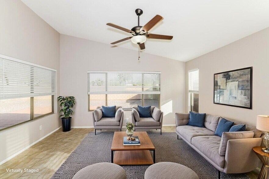 Building Photo - 15986 W Bartlett Ave