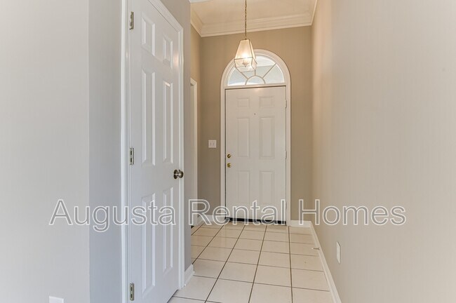 Building Photo - 208 Stonington Dr