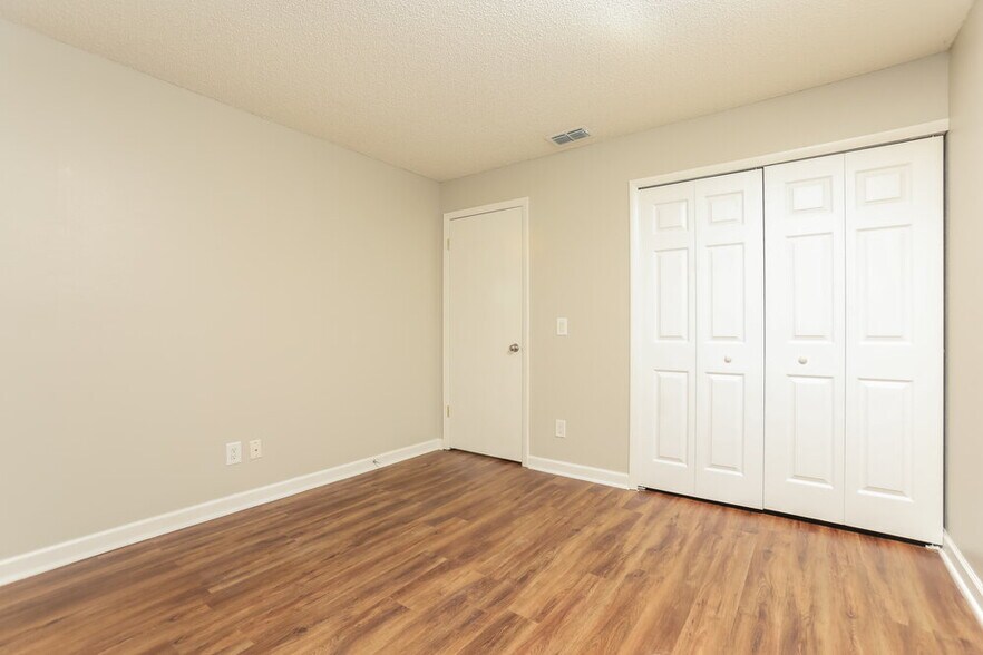 Building Photo - 7757 Fox Knoll Pl