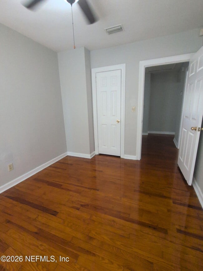 Building Photo - 2414 Prospect St