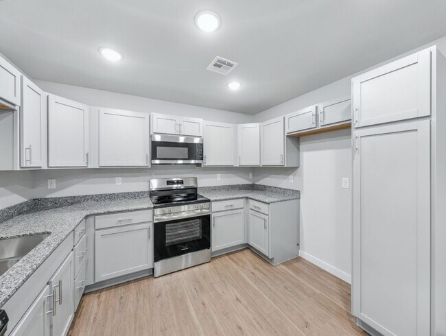 Building Photo - New Construction Rental in Bentonville
