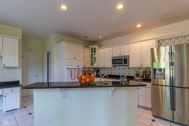 Building Photo - 4957 Shadow Rock Cir