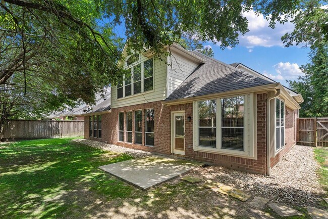 Building Photo - 9610 Champions Cove Dr
