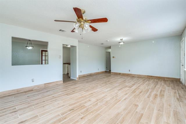 Building Photo - 116 Denton Dr