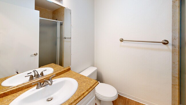 Building Photo - 521 Alameda del Prado