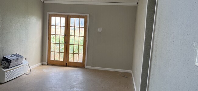 Building Photo - 4405 Reese Creek Rd