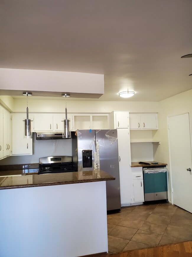 Building Photo - Council Street Apartments