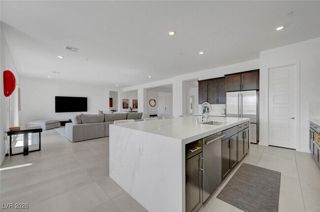 Building Photo - 10851 Mila Lndg Ave